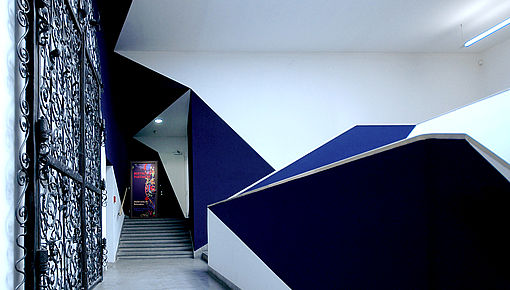 4 Entry To Exhibition