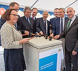 2017-07-20 Grundsteinlegung Ukr B5 Misch 09 800px
