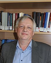 Foto Prof. Nicklas Neu Ab 16.12.2019.img 3788.jpeg