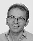 Porträtfoto von Prof. Dr. Reinhard Sterner