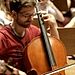 Ein Cellist des Symphonieorchesters