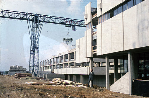Rohbauzustand beim Richtfest 1972