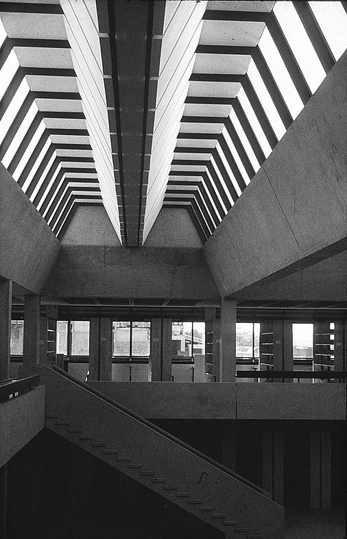 Standort: Galerie, Blick nach Westen