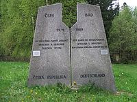 Forschungsprojekt Geschichte des tschechisch-bayerischen Grenzraums 1945-2008.