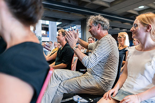 Achtung Literatur Iii Publikum 2 Kl