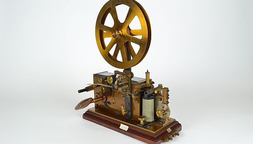 026598500 4 Morseempf _nger Mit Uhrwerk2 - Kopie