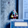 Nikolaus-Figur auf Zeithr im Chemie-Gebäude