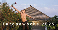 Plakatausschnitt Mann mit Rose