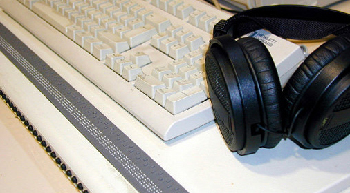 Braille-Tastatur, Kopfhörer
