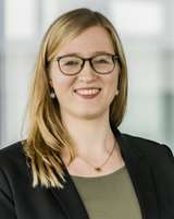 Porträtfoto von Frau Graml