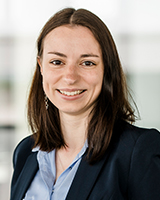 Porträtfoto von Frau Zitzelsberger