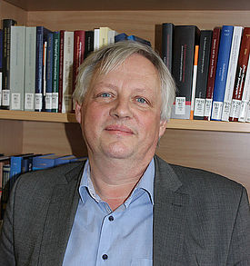 Porträt von Herrn Tobias Nicklas.