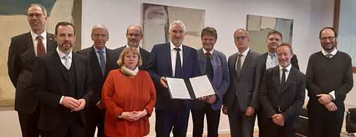 Gruppenfoto der Präsidenten der bayerischen Universitäten.